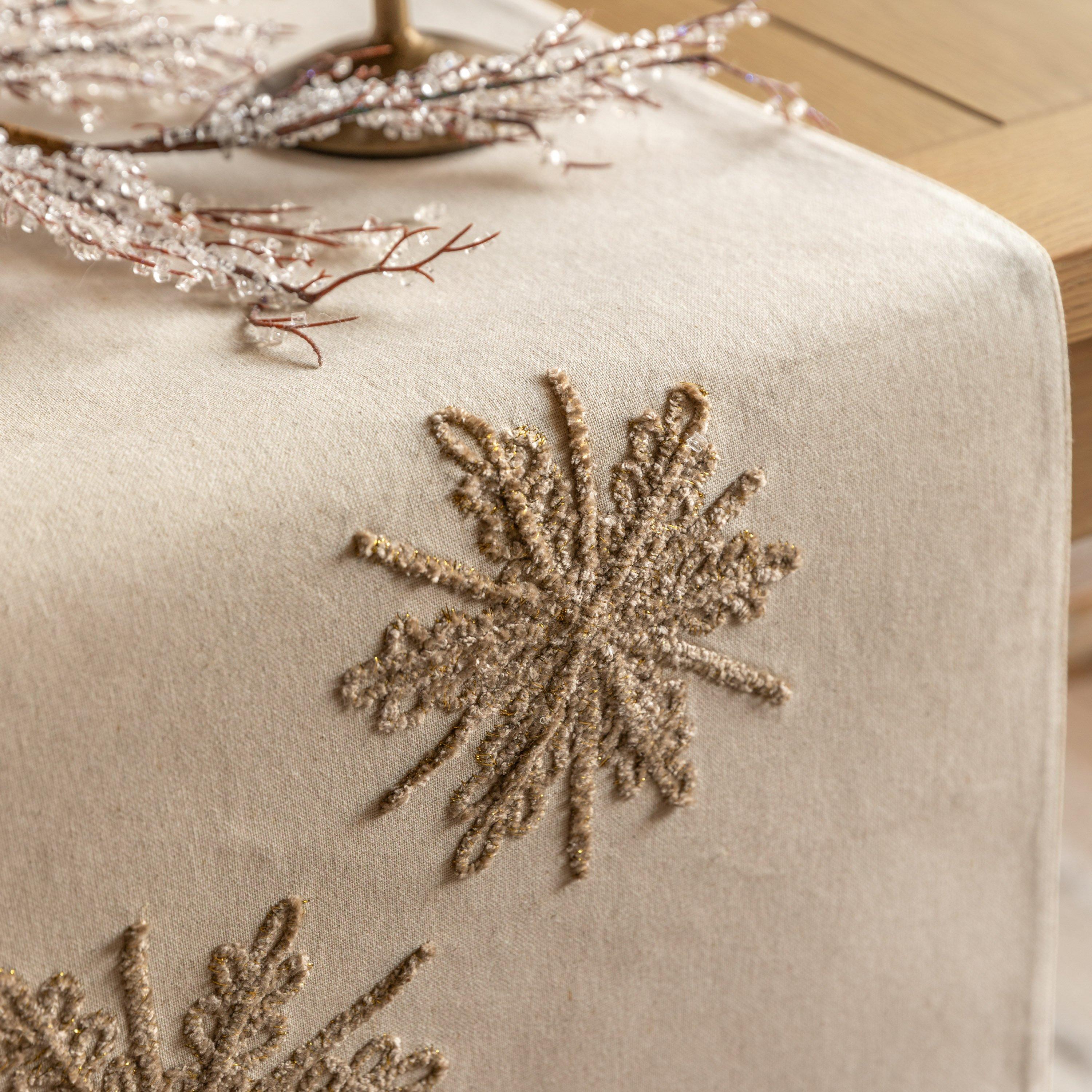 Deco Luxe - Gallery - Gallery Table Runner 88 - 2