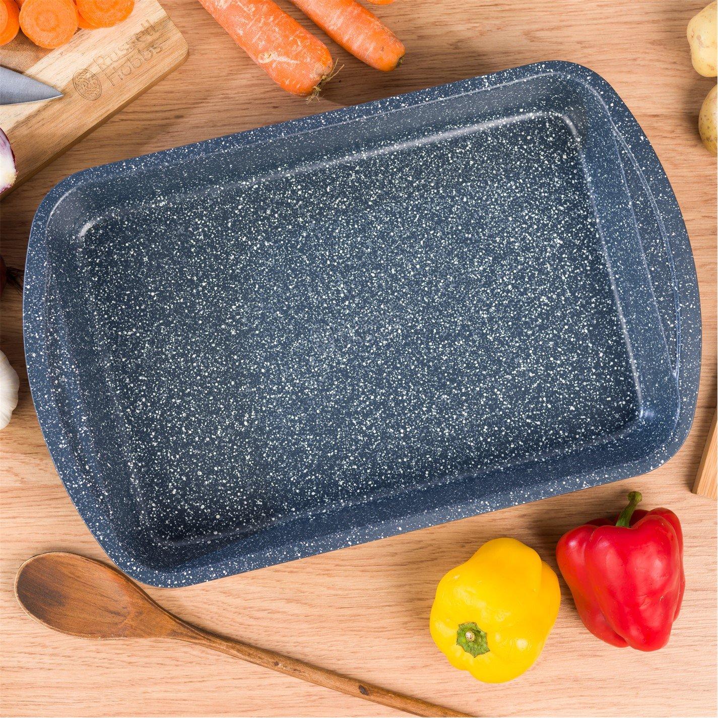 Grey - Russell Hobbs - 38cm Stone Roaster 00 - 3