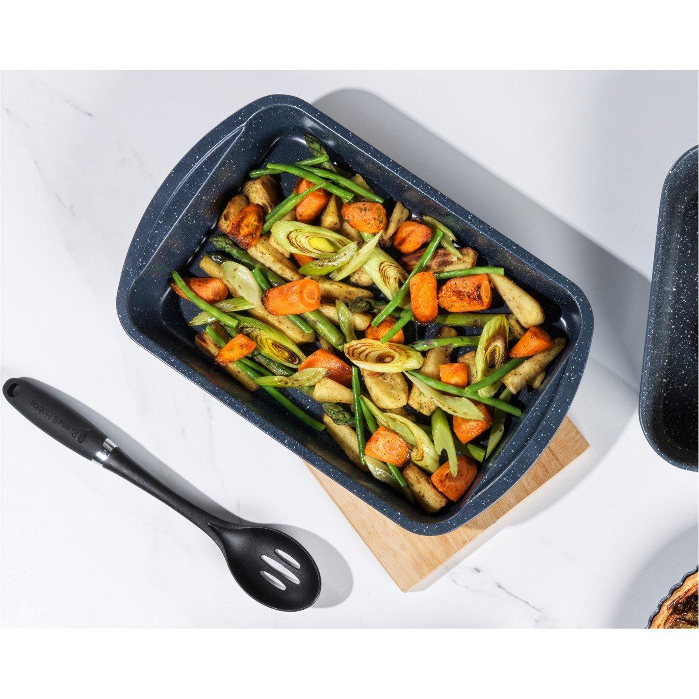 Grey - Russell Hobbs - 38cm Stone Roaster 00 - 6