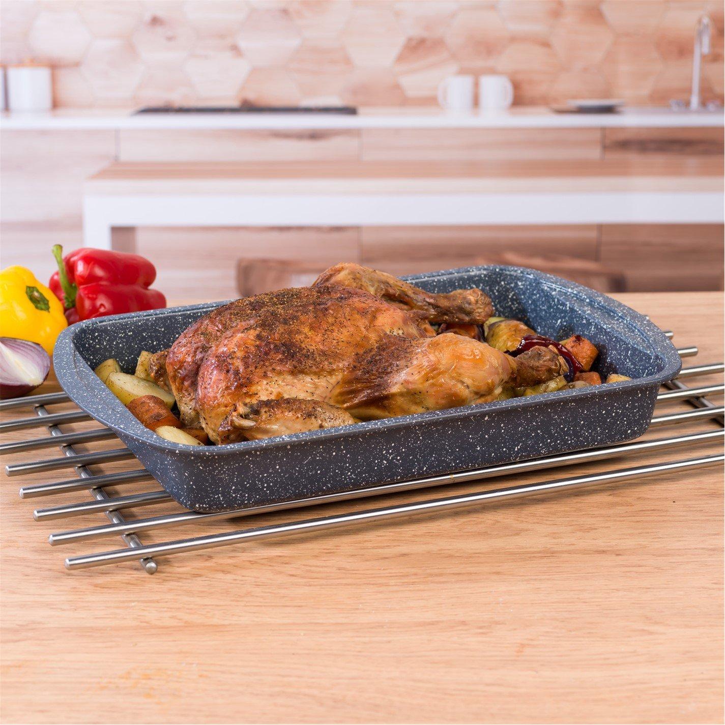 Grey - Russell Hobbs - 38cm Stone Roaster 00 - 7