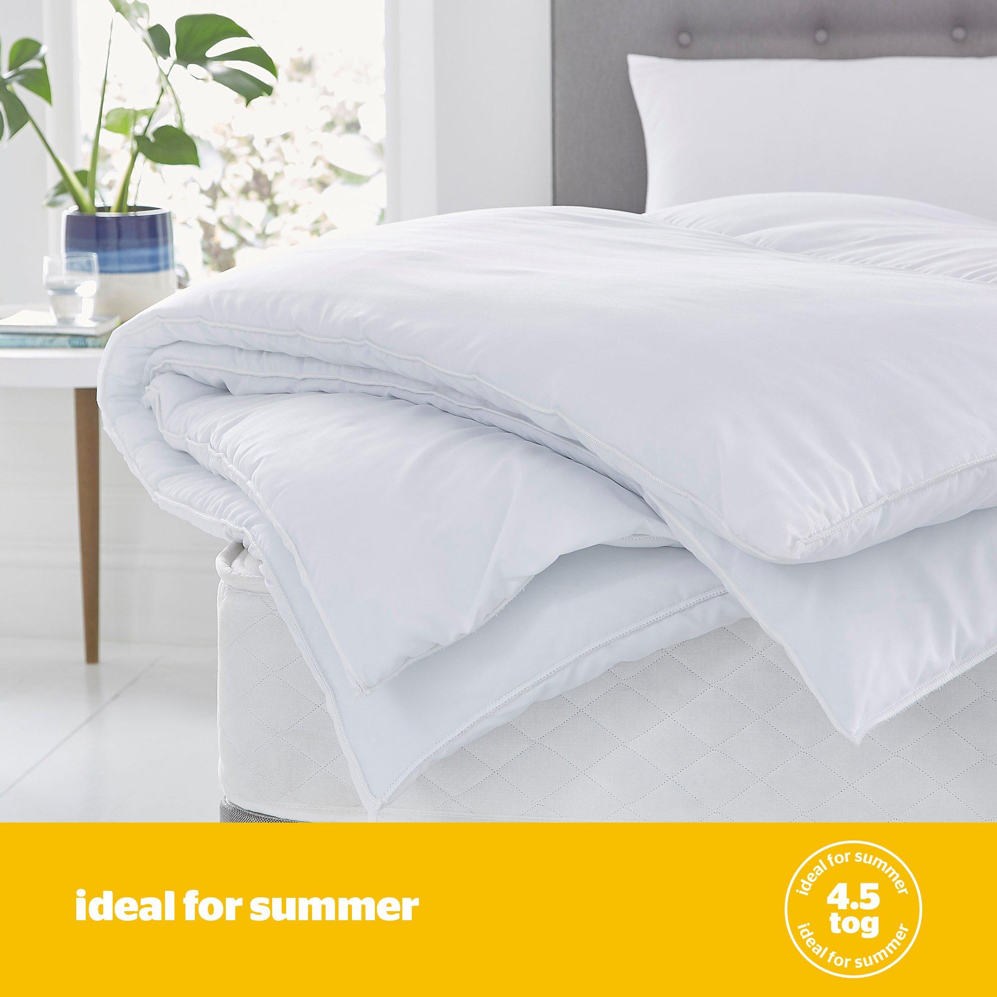 White - Silentnight - Silentnight Essentials Duvet - 10.5 Tog - 5