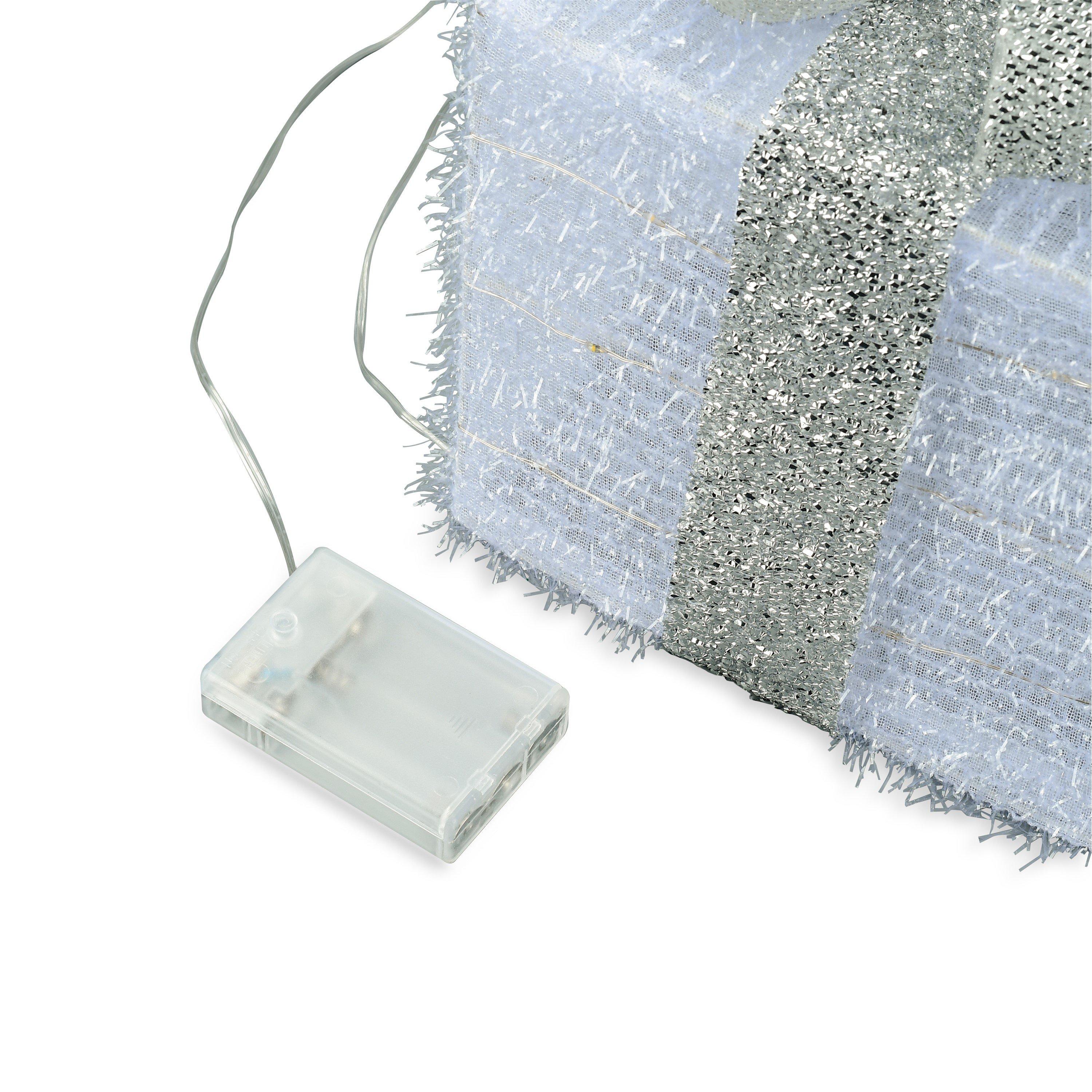White - The Spirit Of Christmas - 3 piece LED Parcels - 4