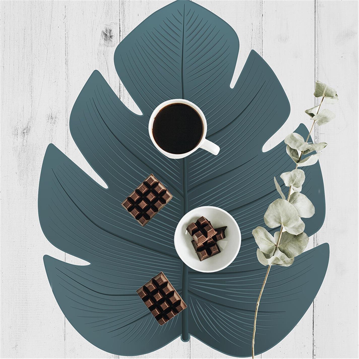 Blue - PODEVACHE - Pool Party Monstera Placemat - 2