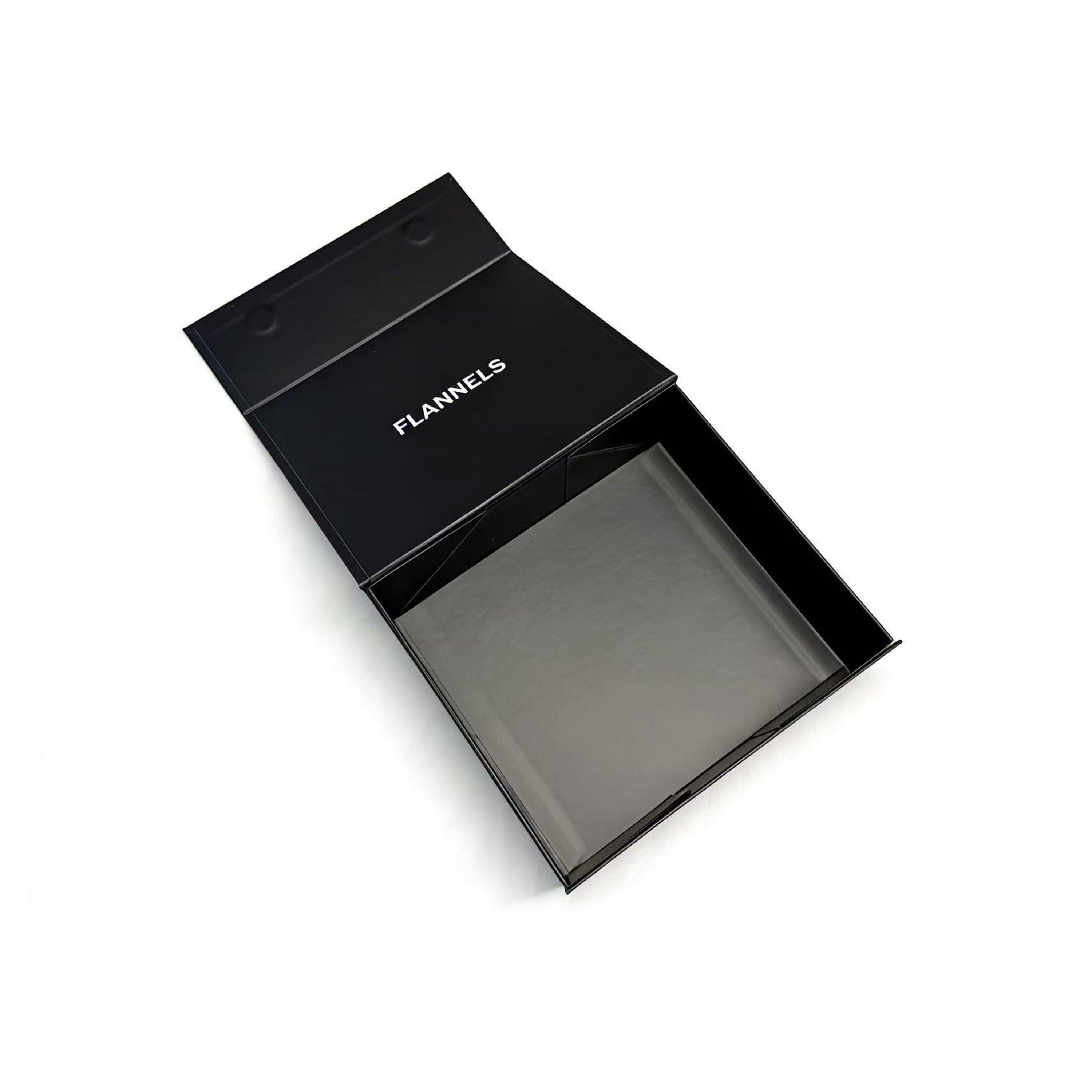Black - Flannels - Gift Box - 3
