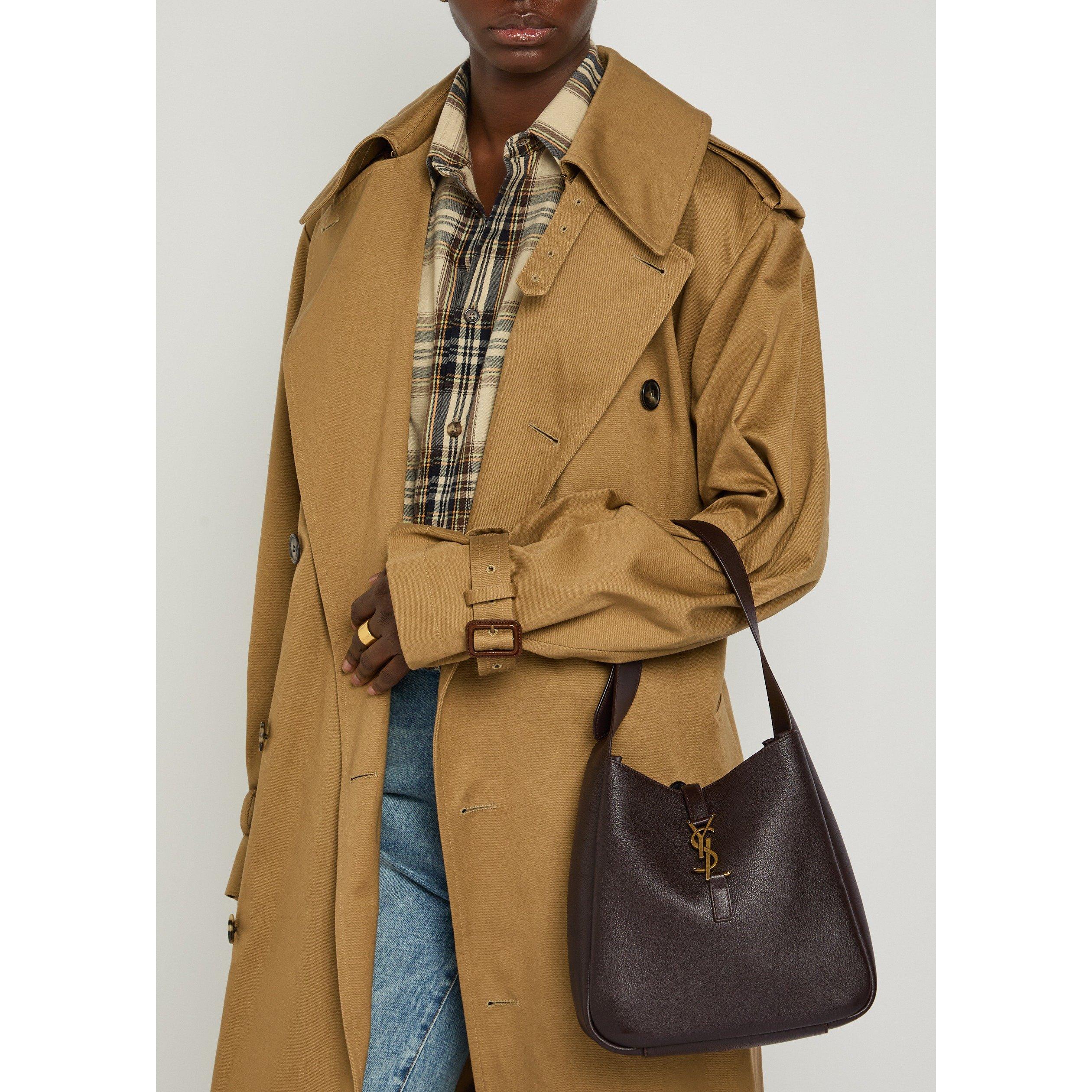 CHOCOLATE - Saint Laurent - Women's Le 5 À 7 Small Leather Hobo Bag - 3