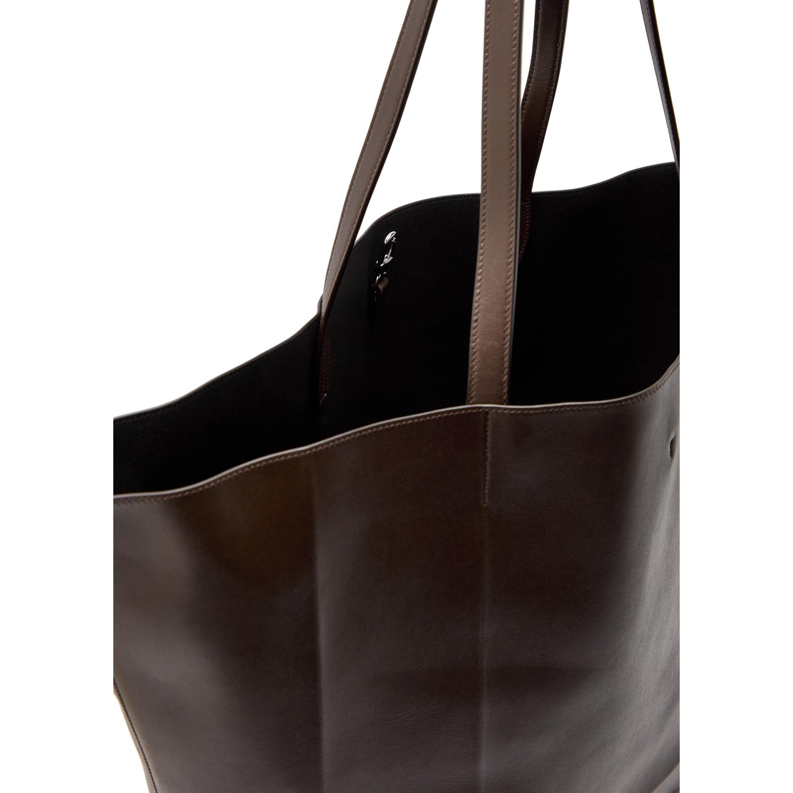 BROWN - Toteme - Women's Roam Leather Tote Bag - 5