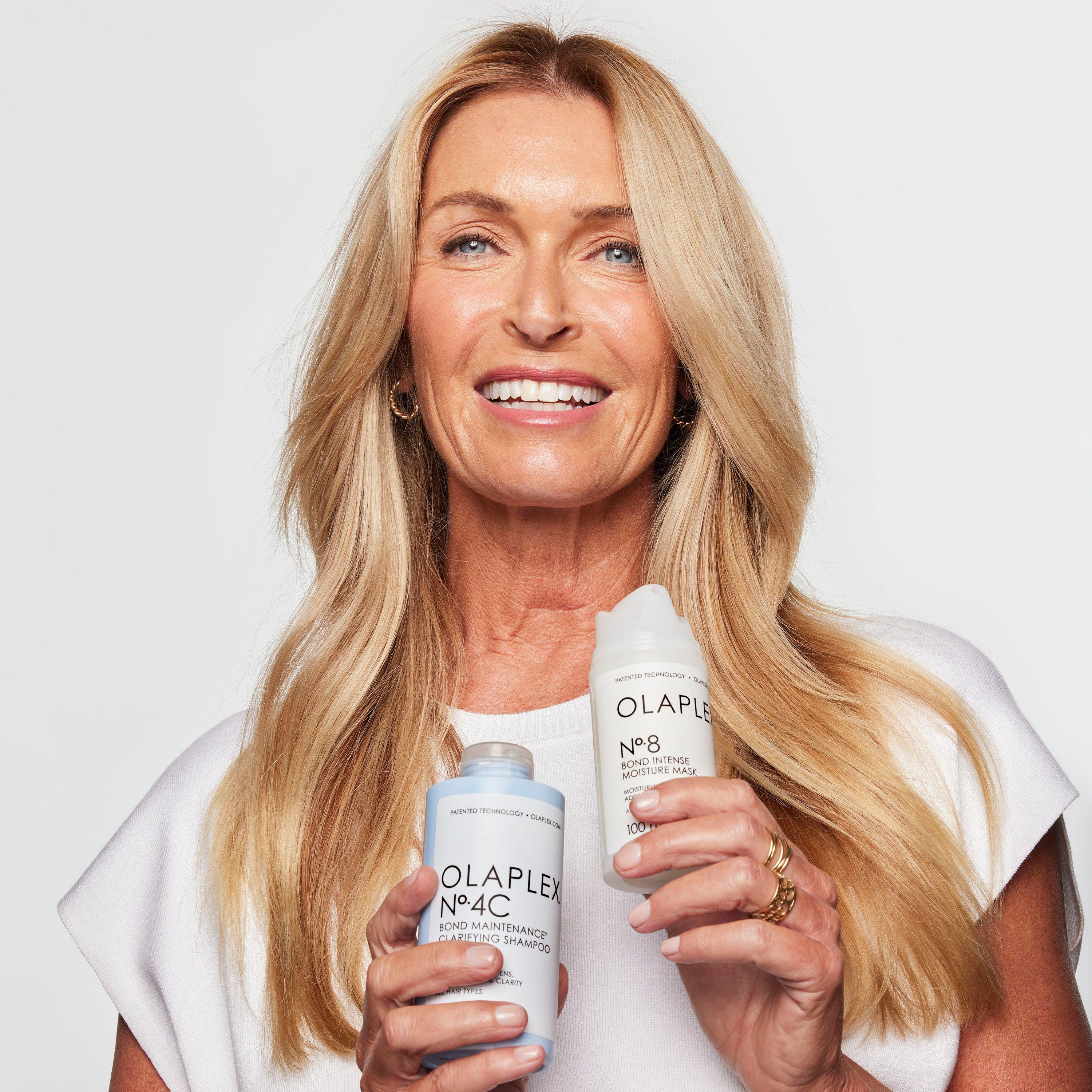 White - Olaplex - OLAPLEX No. 4C Bond Maintenance Clarifying Shampoo 250ml - 4
