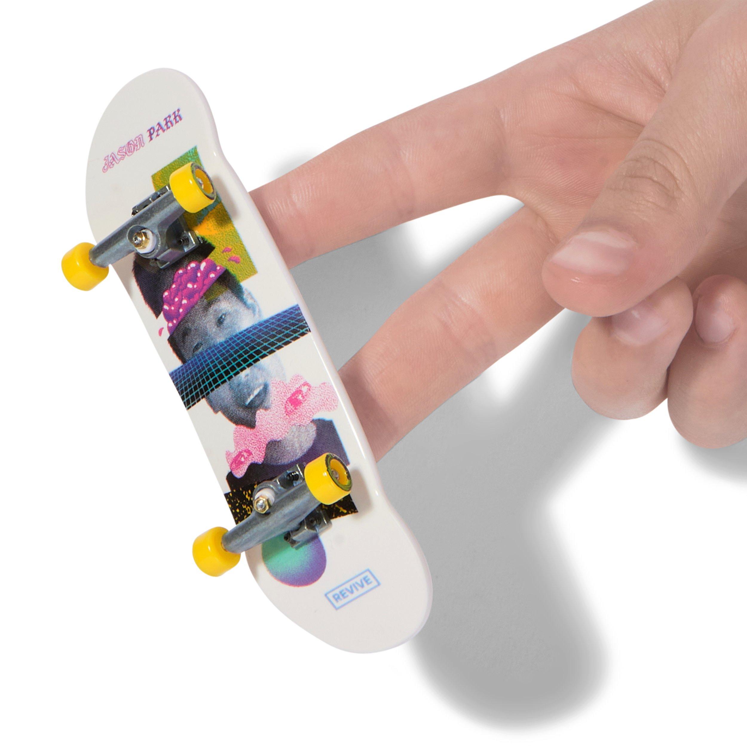 Multi - Tech Deck - Deck Ultra Deluxe Fingerboard 4 Pack ASSORTMENT - 11