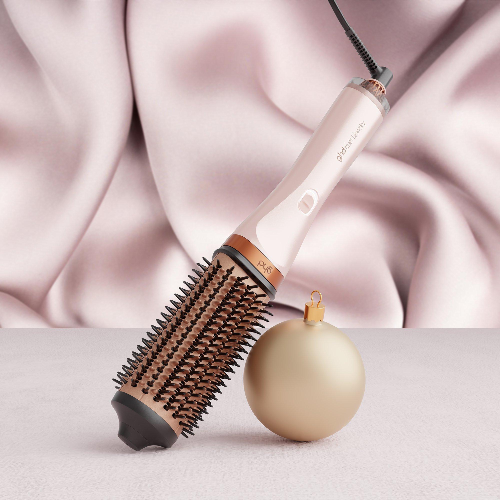 None - GHD - ghd Duet Blowdry 2-in-1 Hair Dryer Brush Festive Gift Set In Cashmere Beige - 7