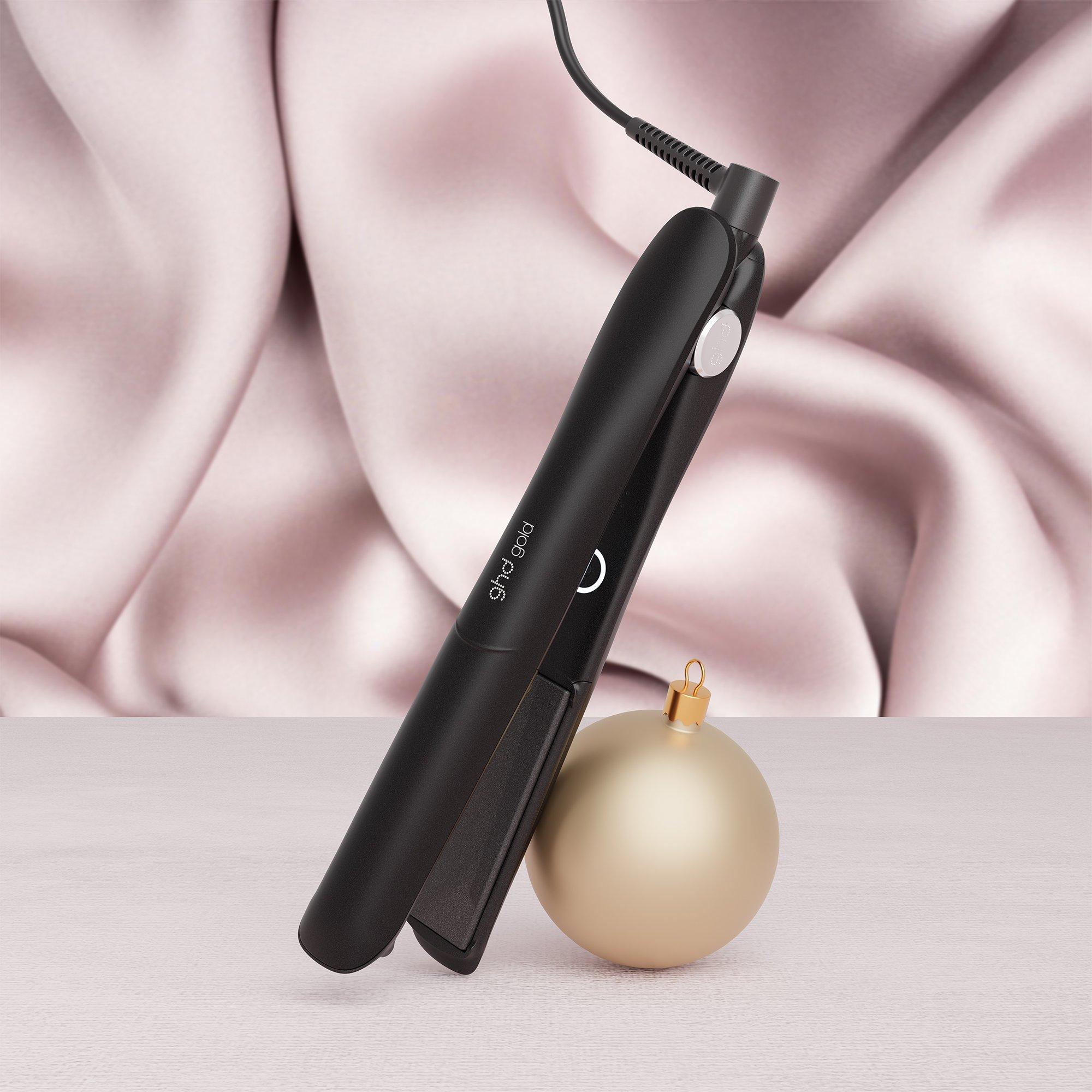None - GHD - ghd Gold® Hair Straightener Festive Gift Set in Black - 7