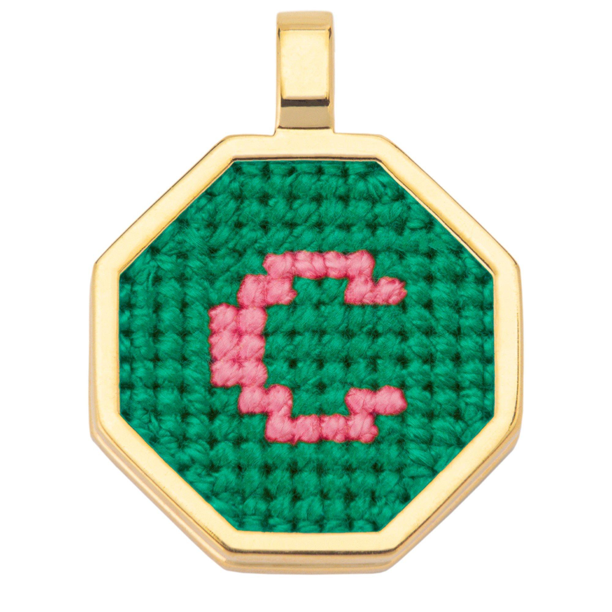 GREEN - Maria Frering - LETTER PENDANT C