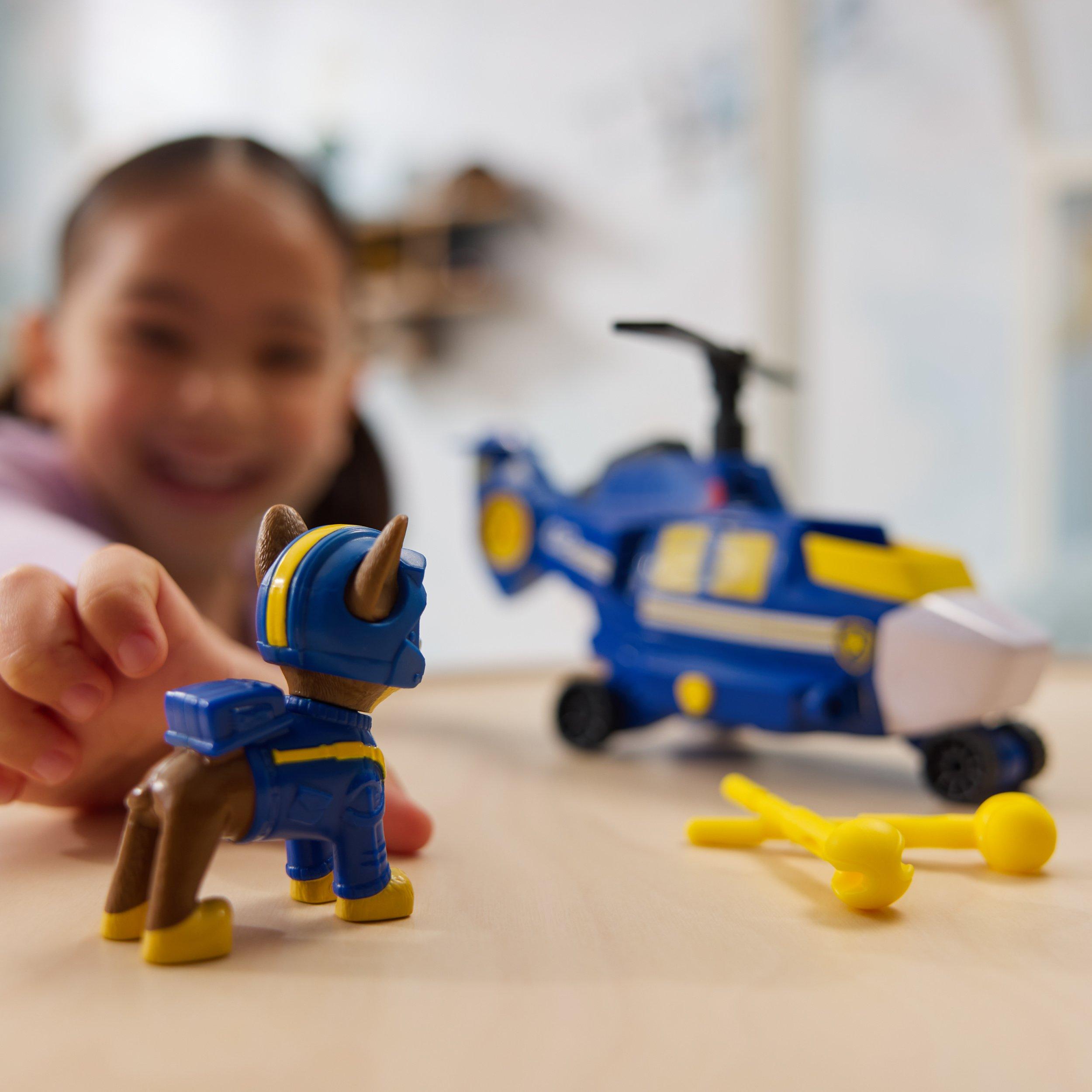 Chase - Paw Patrol - Rescue Vehicle Play Set - 6