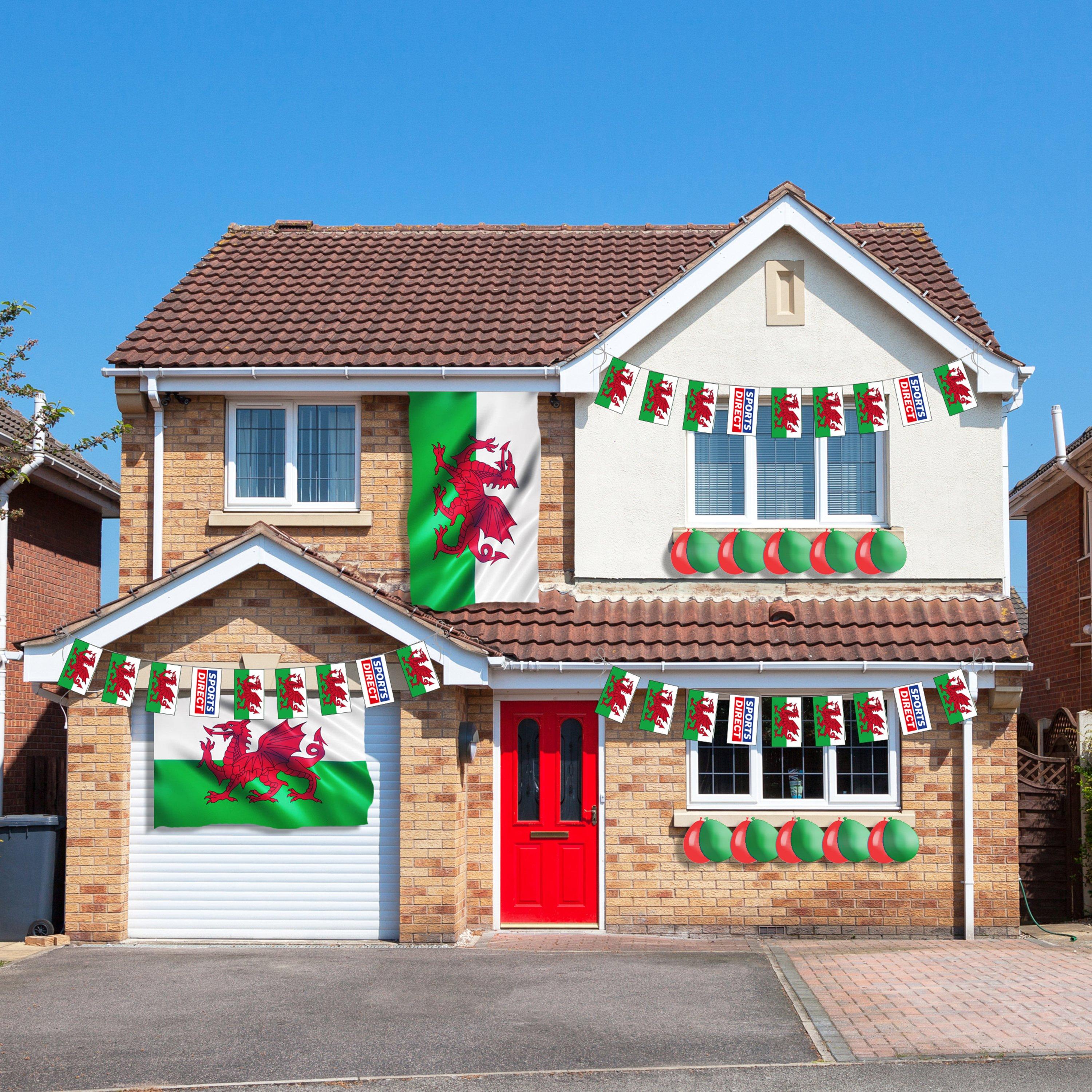 Wales - Team - Large Supporter Pack - 2