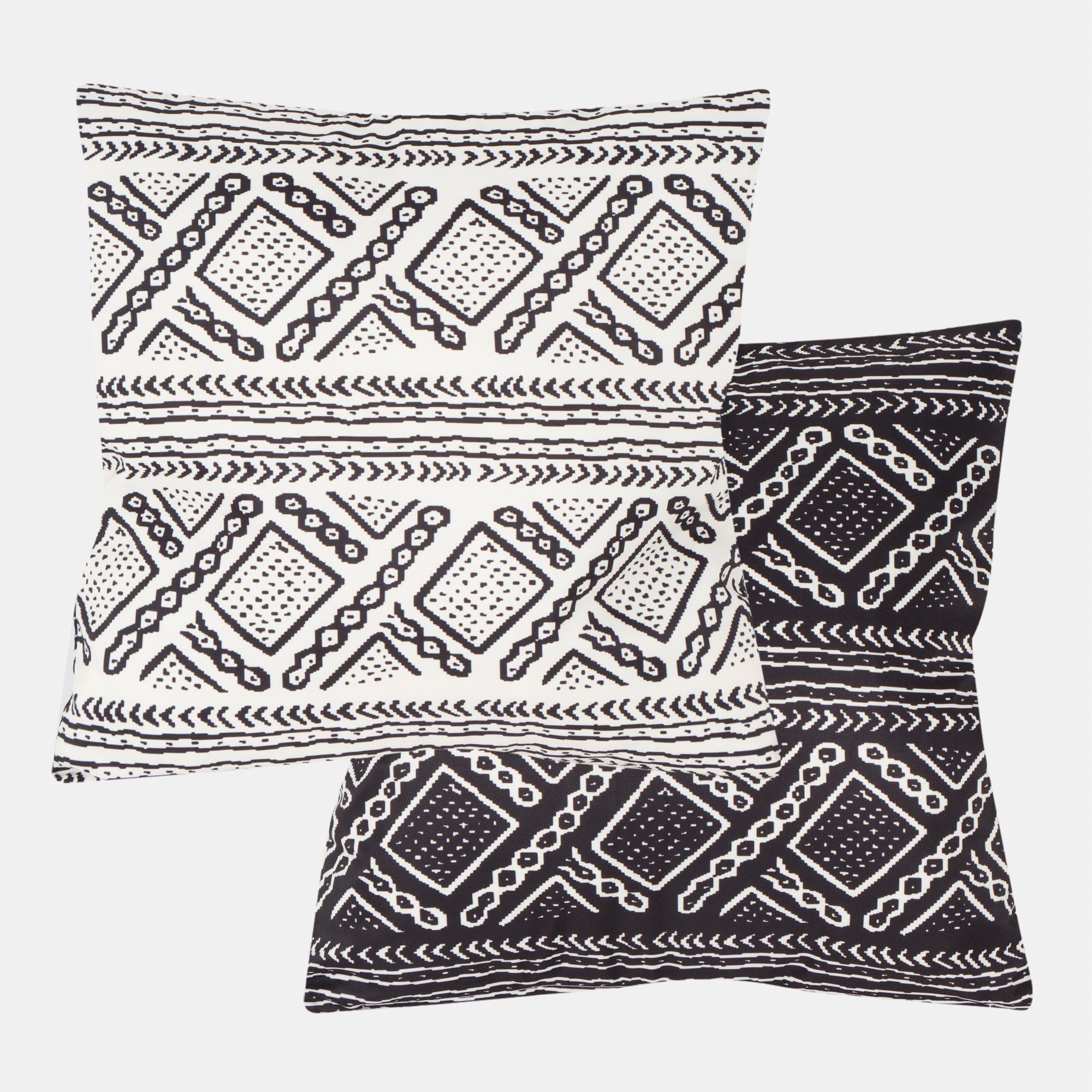 Aztec Diamond - Streetwize - Outdoor Cushion - Bali Pattern - 1