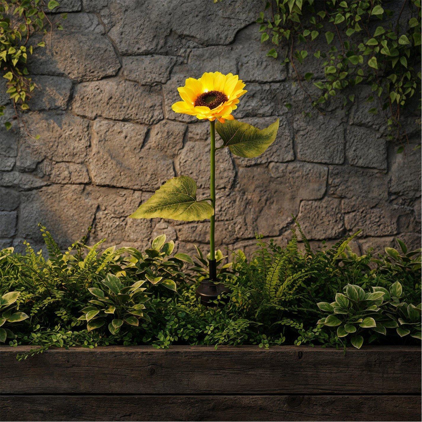 Streetwize  Solar Sunflower Stake Light - Yellow