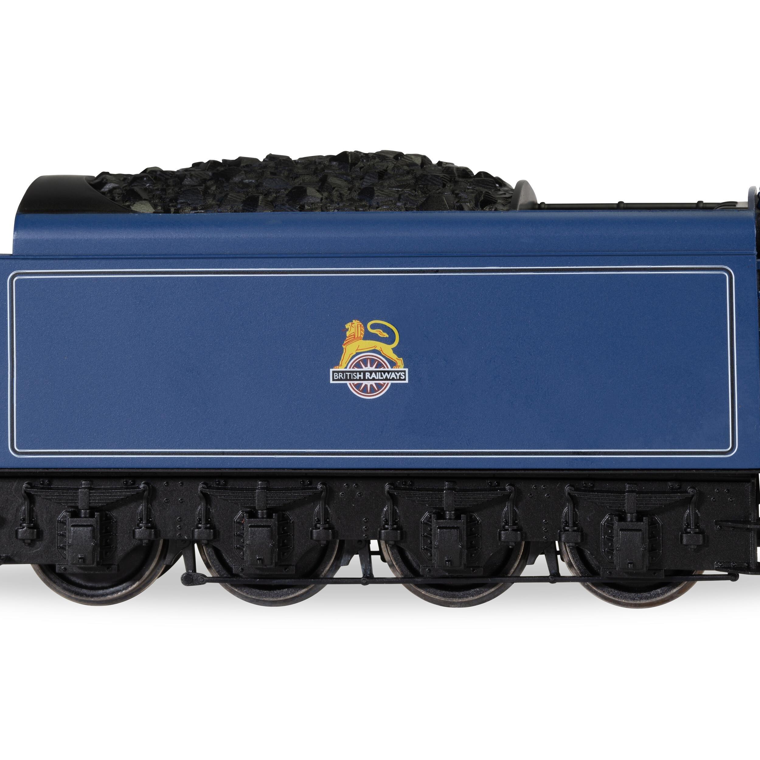 None - Hornby - Mallard Record Breaker Train Set Remote Controlled Toy - 7