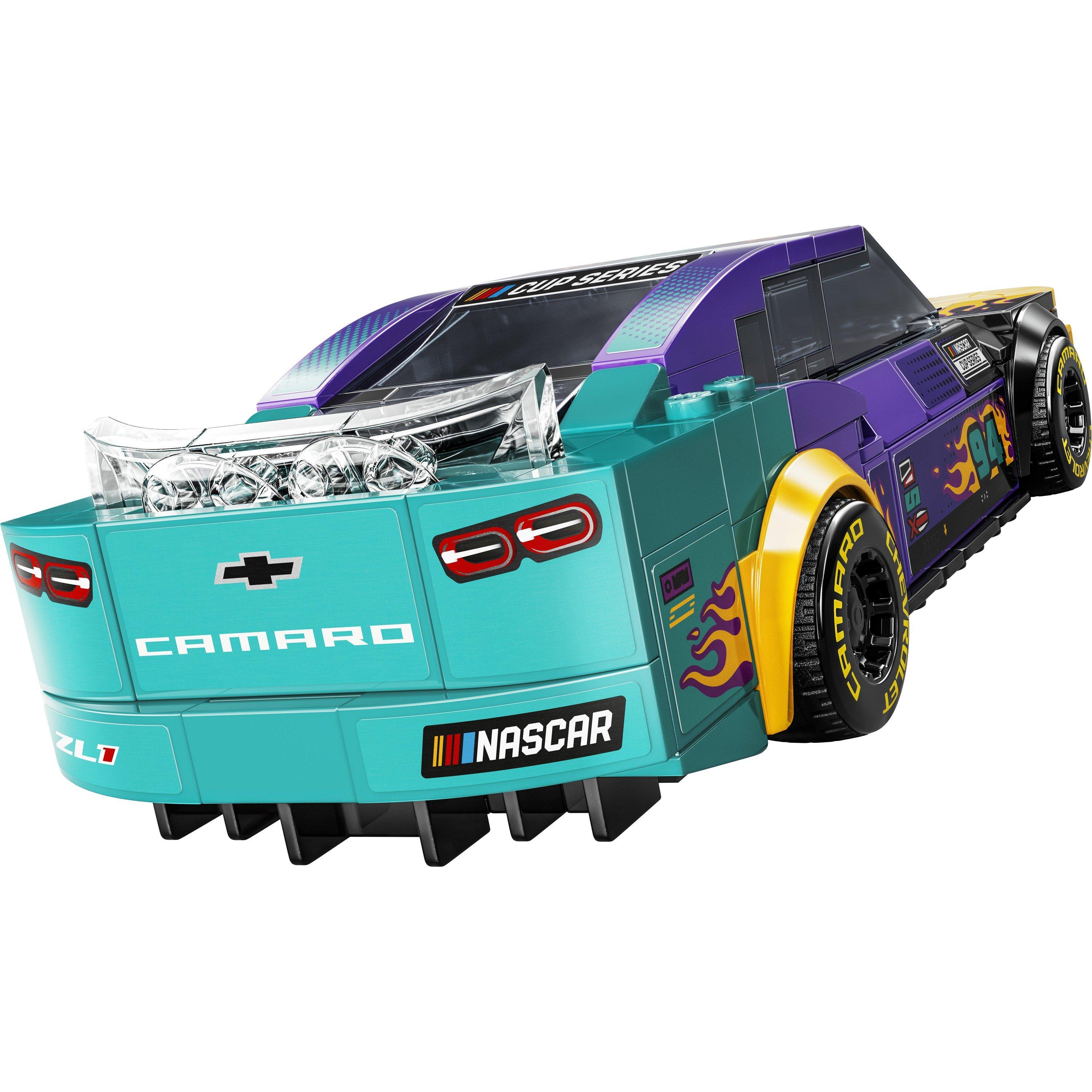 None - LEGO - Speed Champions 76935 NASCAR Next Gen Chevrolet Camaro ZL1 - 13