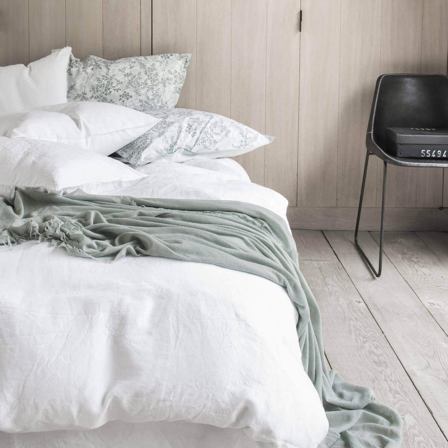White - Alexandre Turpault - Nouvelle Vague Washed Linen Oxford Pillowcase - 2