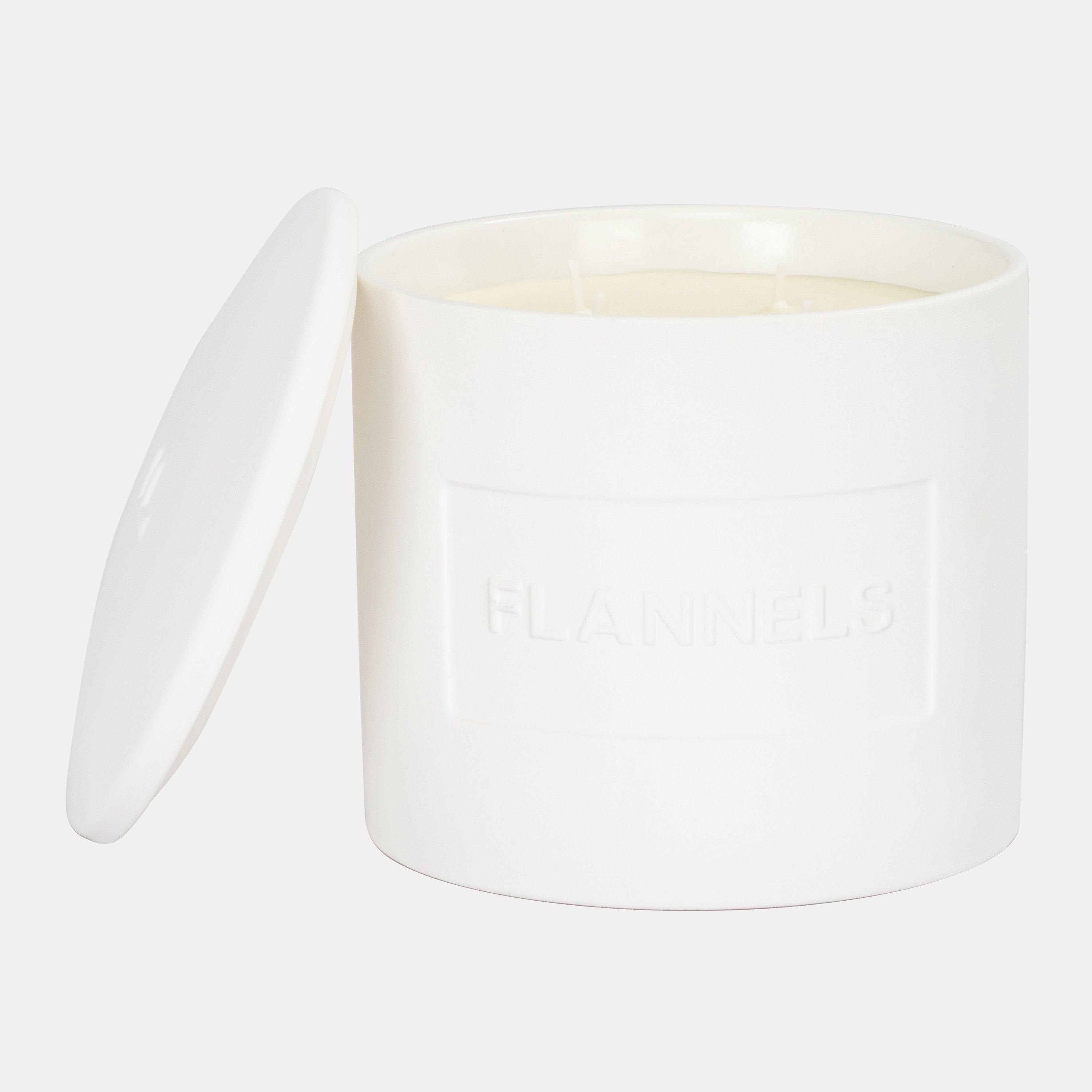 New Luxury - Flannels - Flannels 1000g Candle - 2