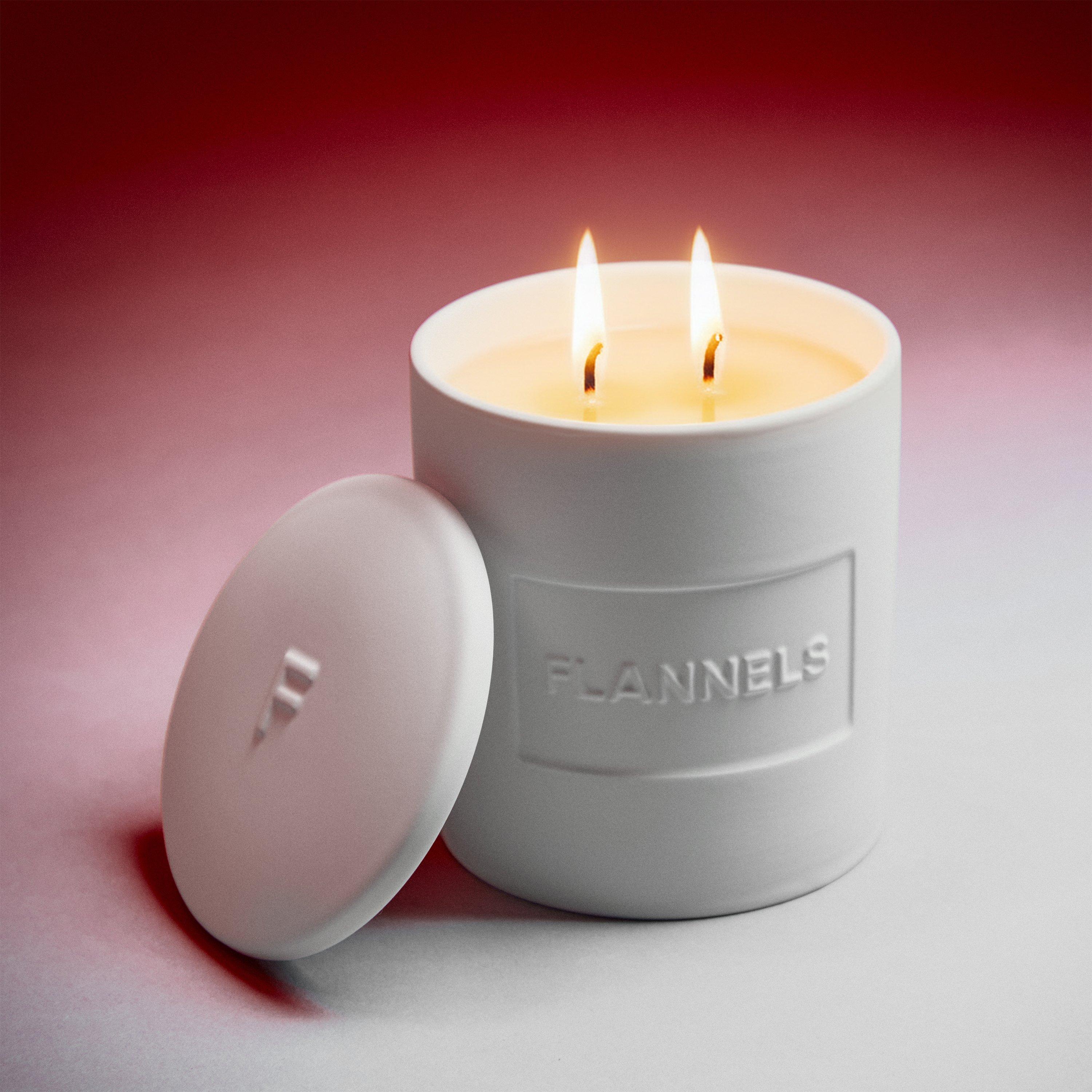 New Luxury - Flannels - 500g Candle - 5