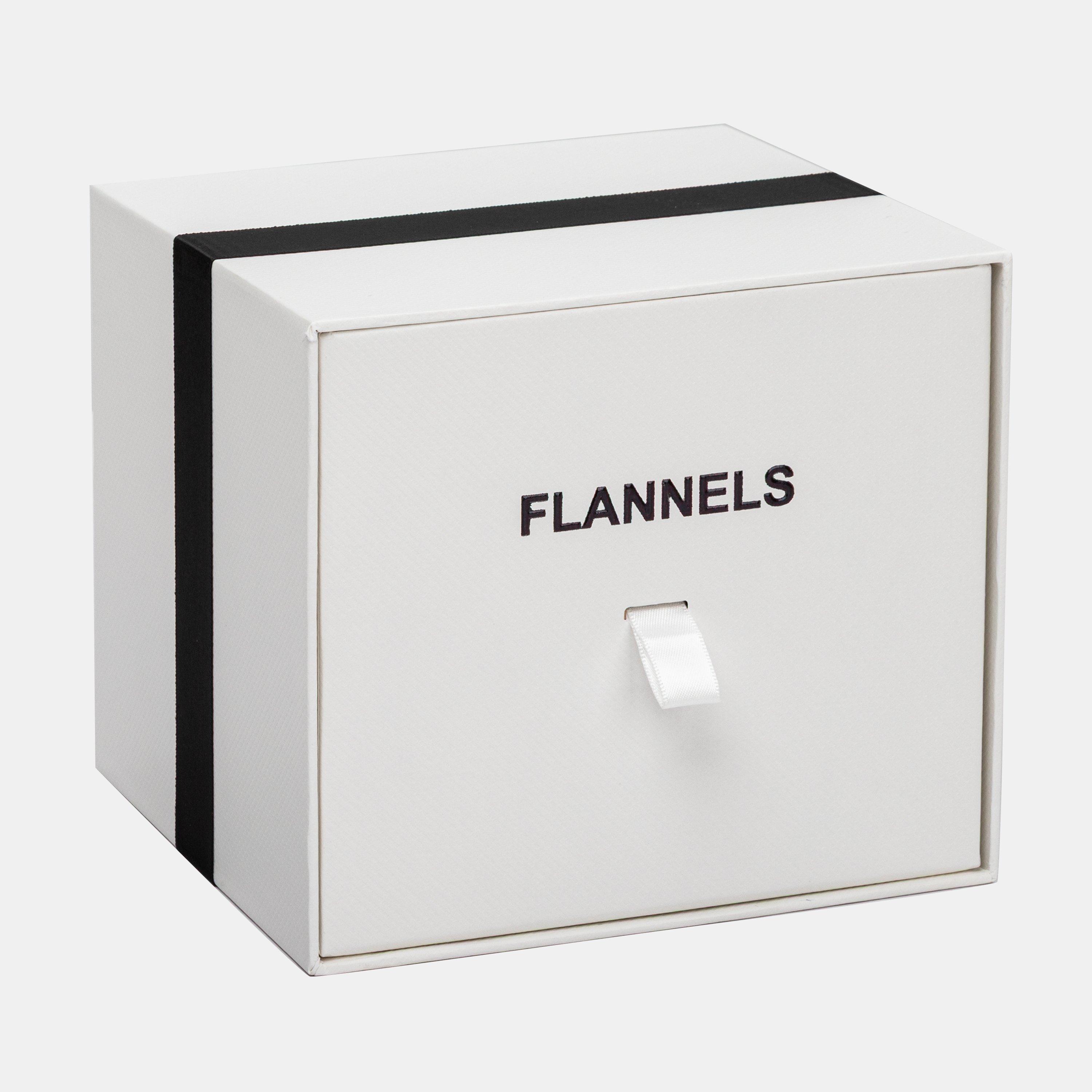 New Luxury - Flannels - Flannels 700g Candle - 5