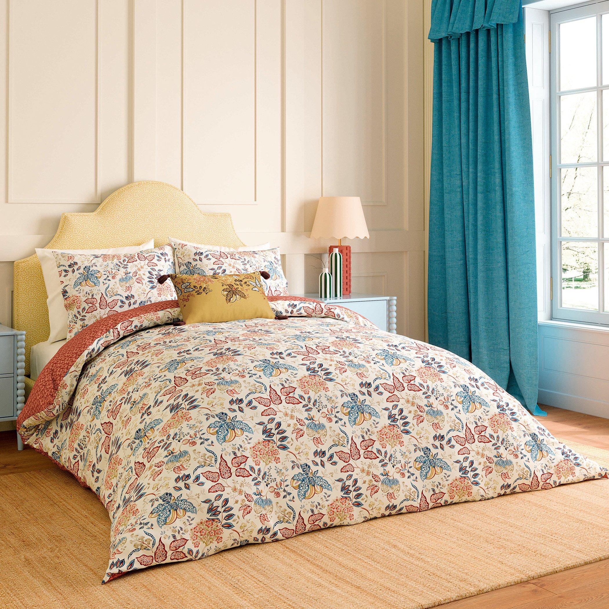 Sanderson  Madagascar Duvet Cover Set - Berry - Single