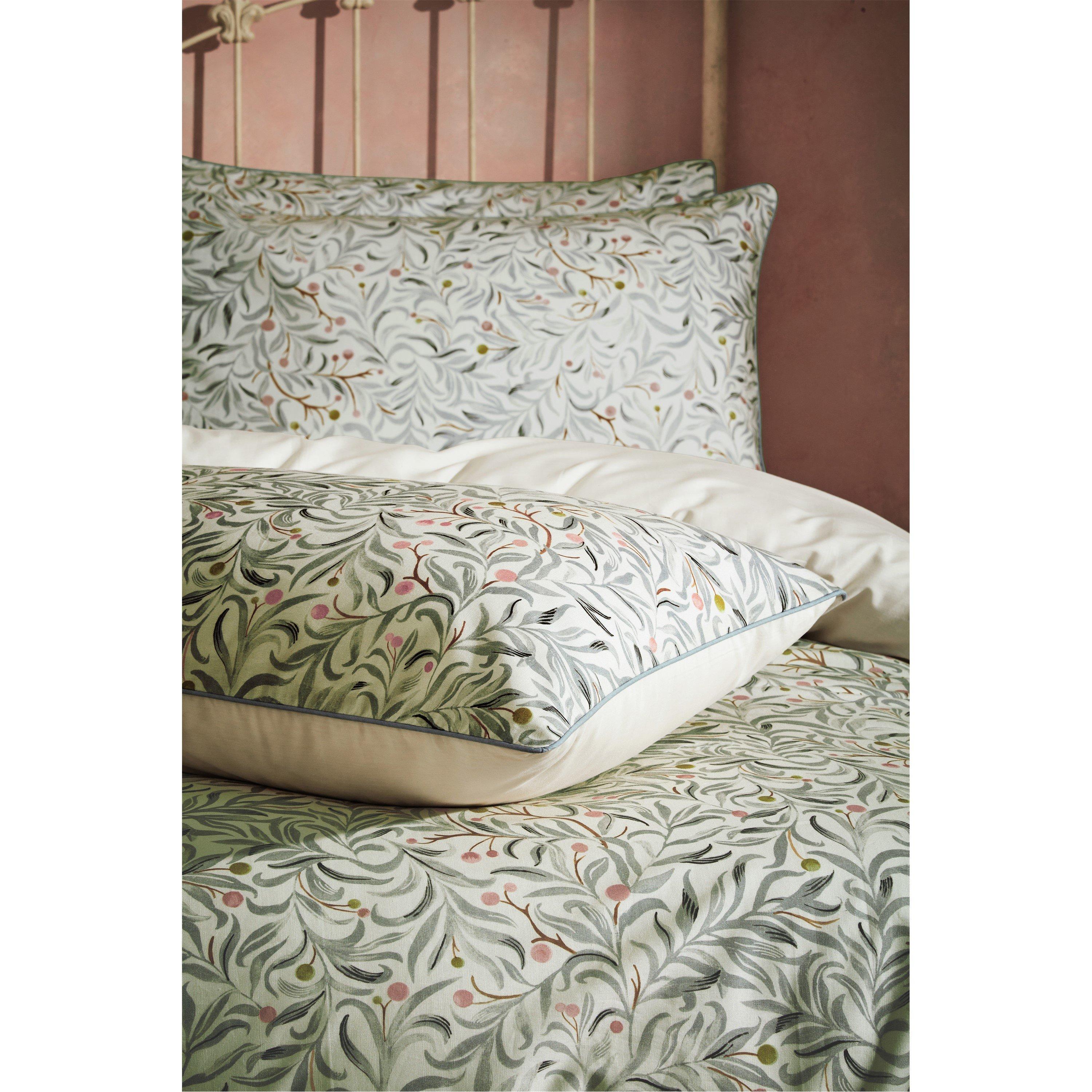 Green - EW by Edinburgh Weavers - Malory Duvet Cover Set - 3