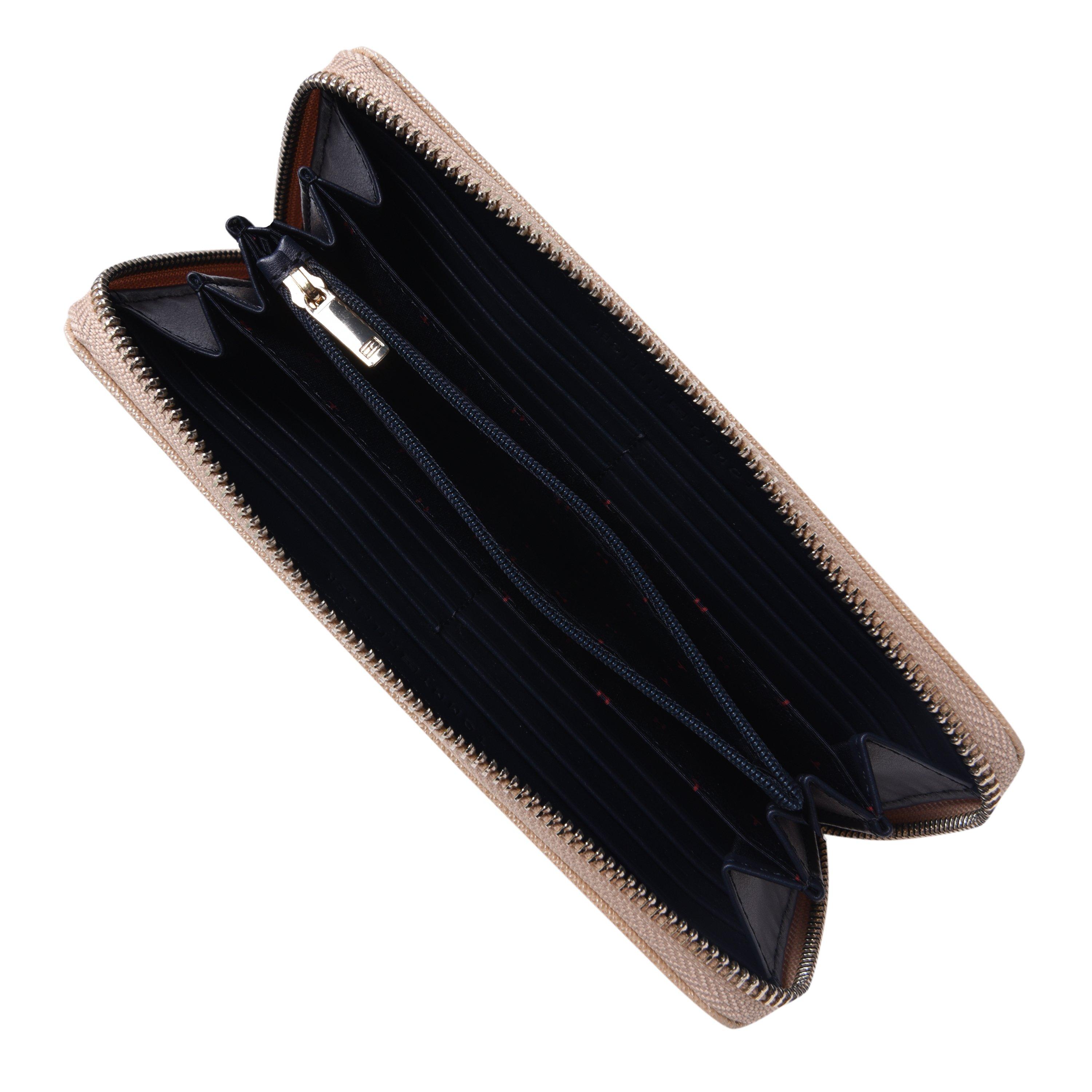  - Tommy Hilfiger - Women's Billfold Wallet - 3