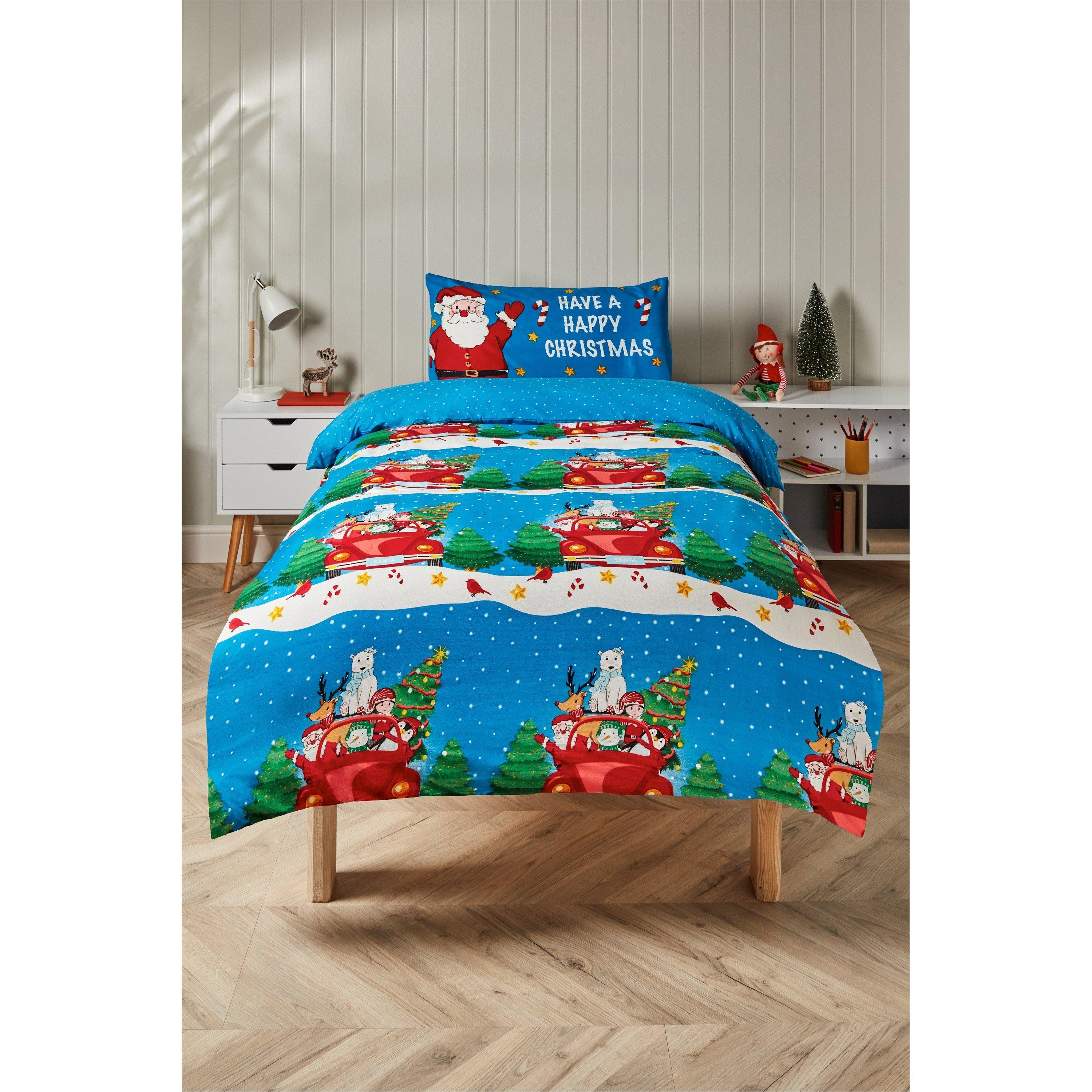 MULTI - Homelife - Studio Santa and Friends Pillowcase - 1