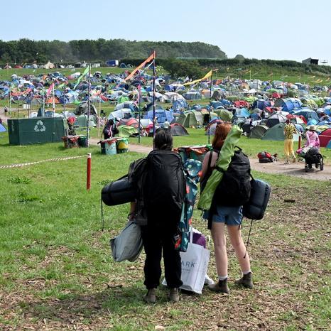 FESTIVAL ESSENTIALS CHECKLIST