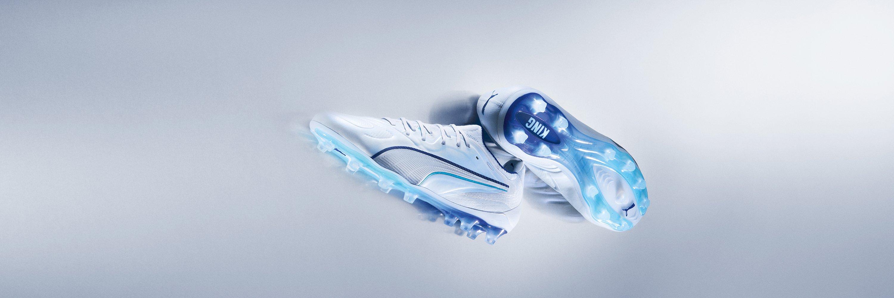 An image of PUMA King Football boots from the Dreamrush pack