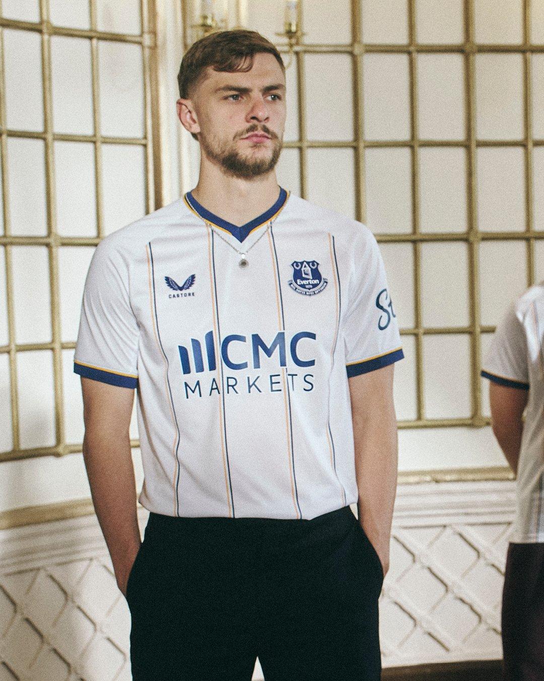 Castore Everton 26/27 Away Kit