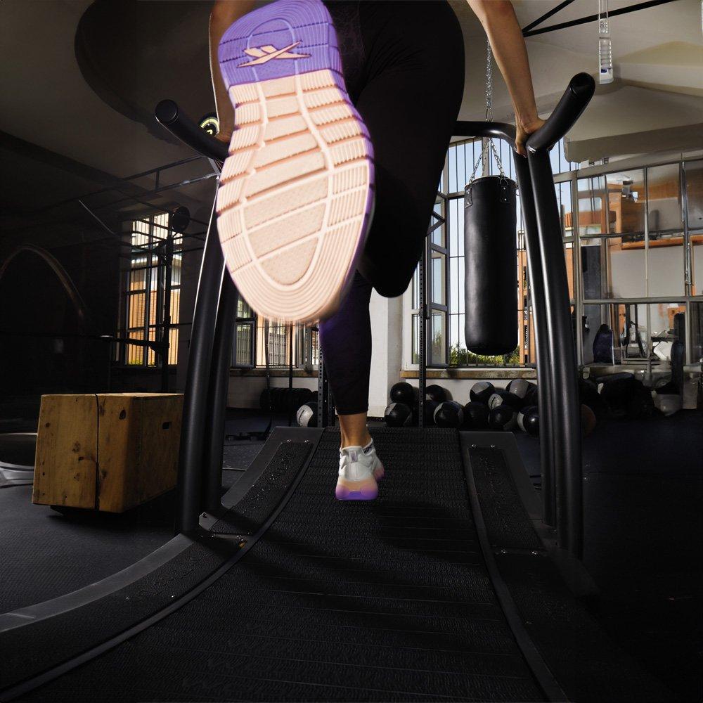 HOW TO START RUNNING ON A TREADMILL