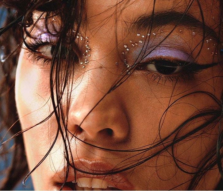 GET THE LOOK: FESTIVAL MAKEUP - GEMS + IRIDESCENT EYES
