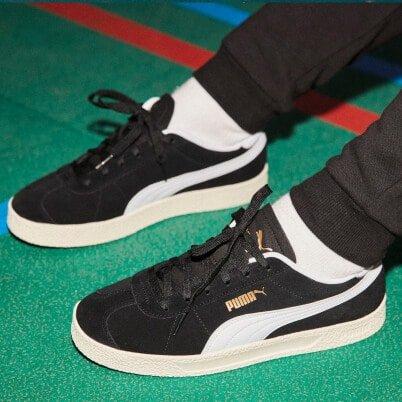 Sneakers