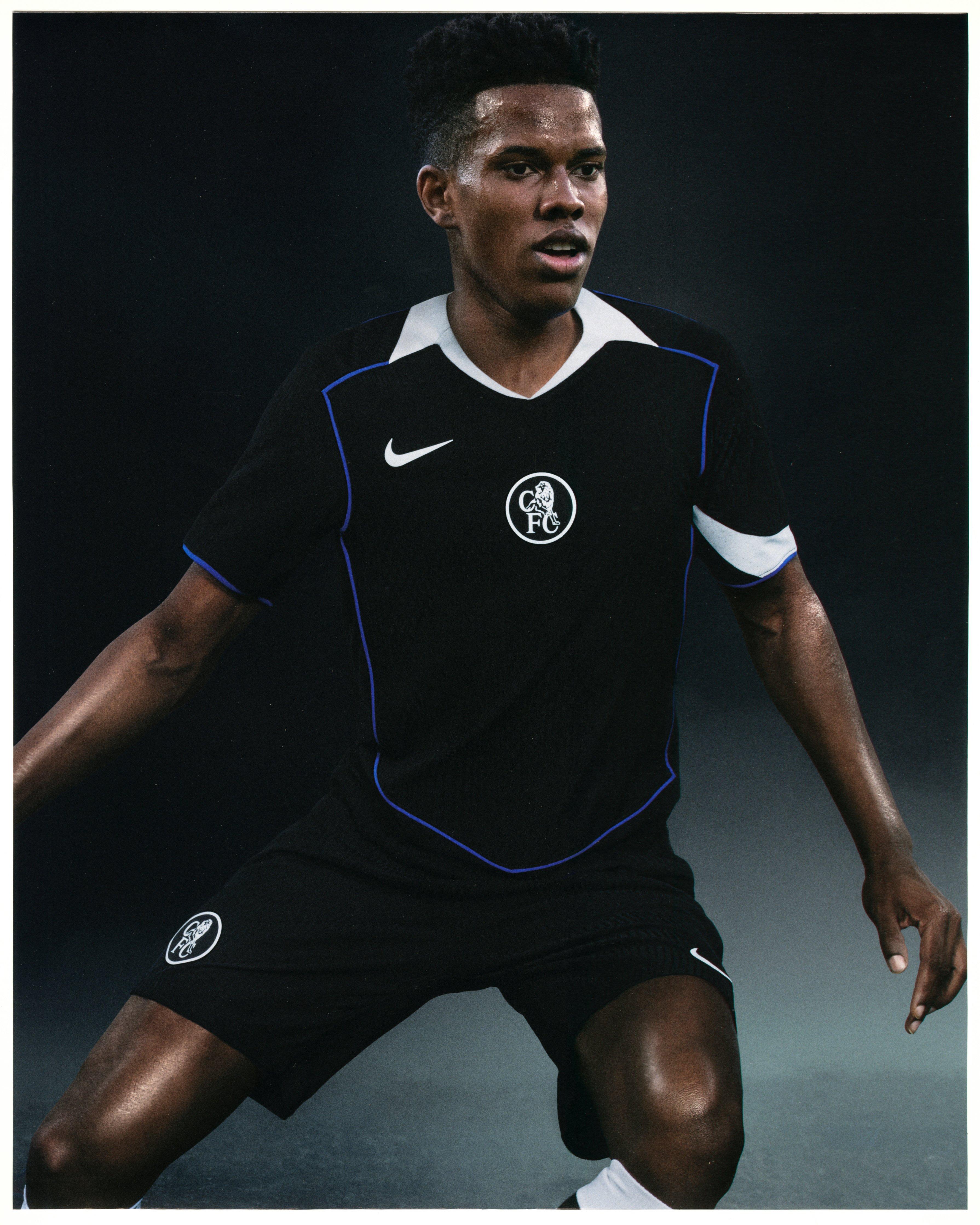 Free Personalisation on 25/26 Kits