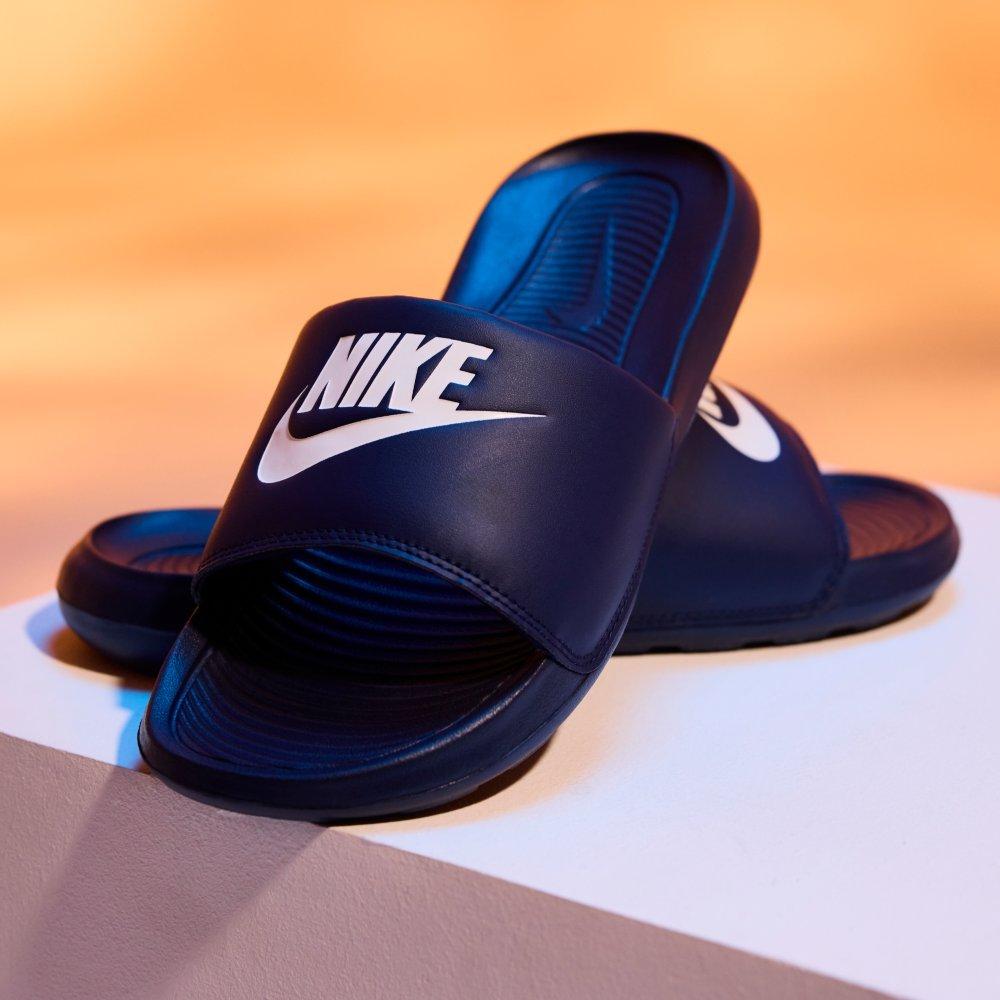 Sandales