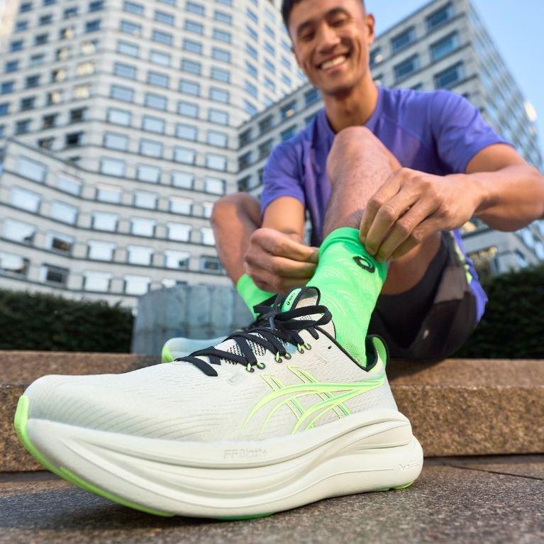 Running Shoes