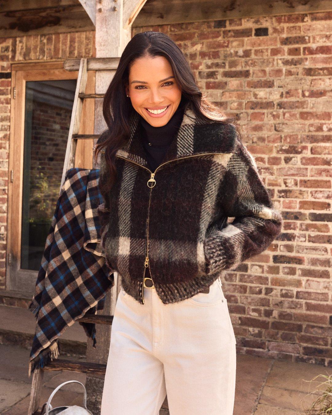 Extra 20% off women's coats 