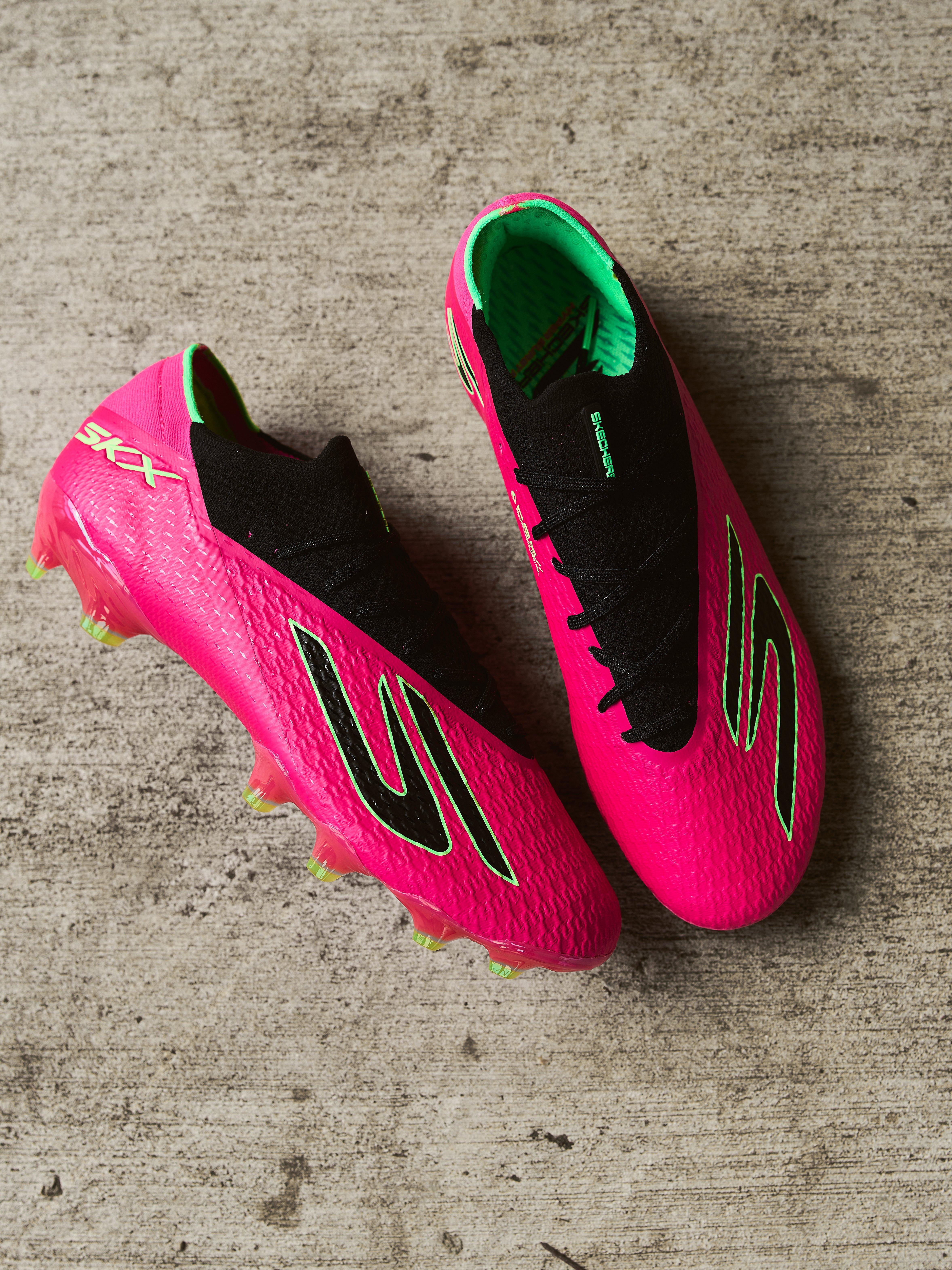 SKECHERS Football Boots