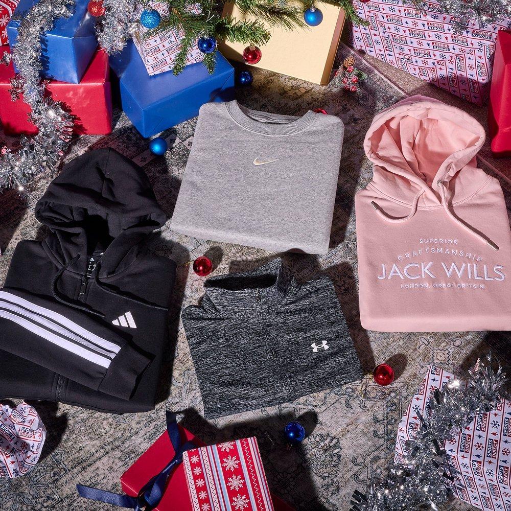 Hoodies & Sweatshirts