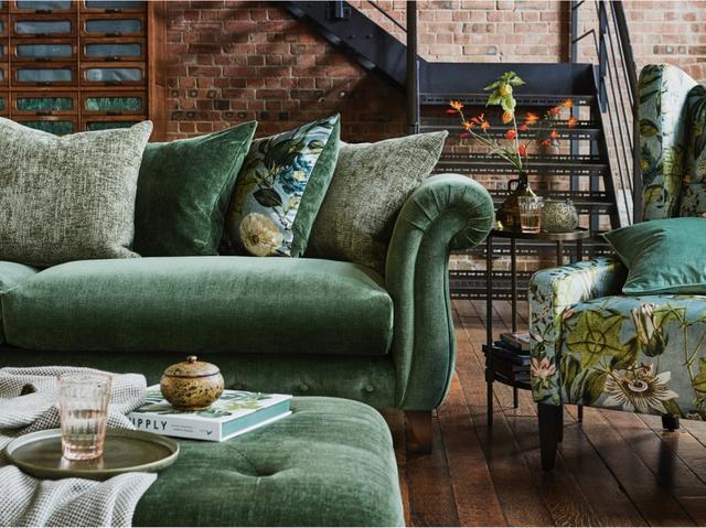 1628_long_living_room_alexander_james_sofa_1