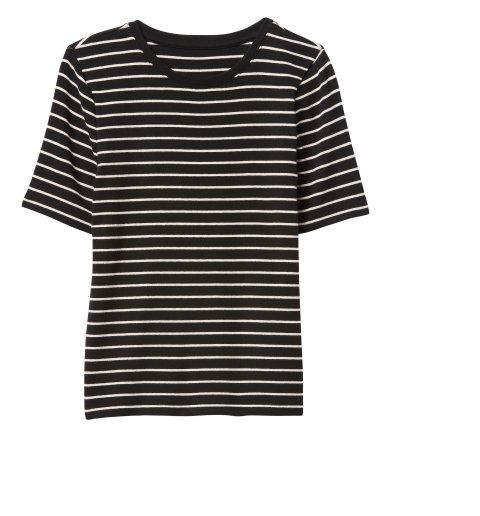 black striped t-shirt