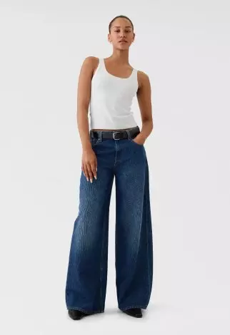 The Extra Baggy