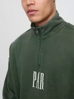 Heavyweight Logo 
Quarter-Zip Pullover alt