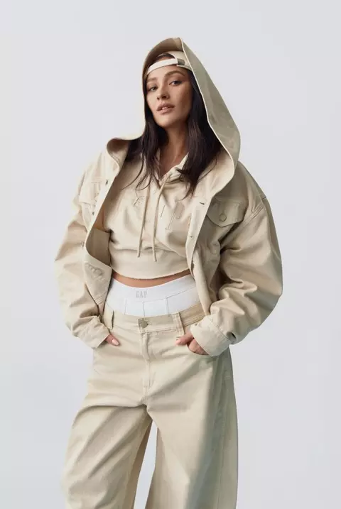 Shoppable Outfit image