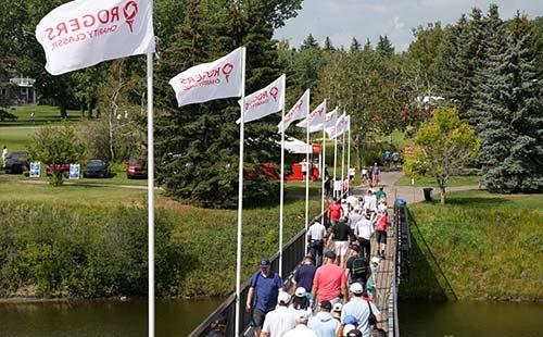 Offrir une expérience ultime aux fans en tant que distributeur officiel au Rogers Charity Classic