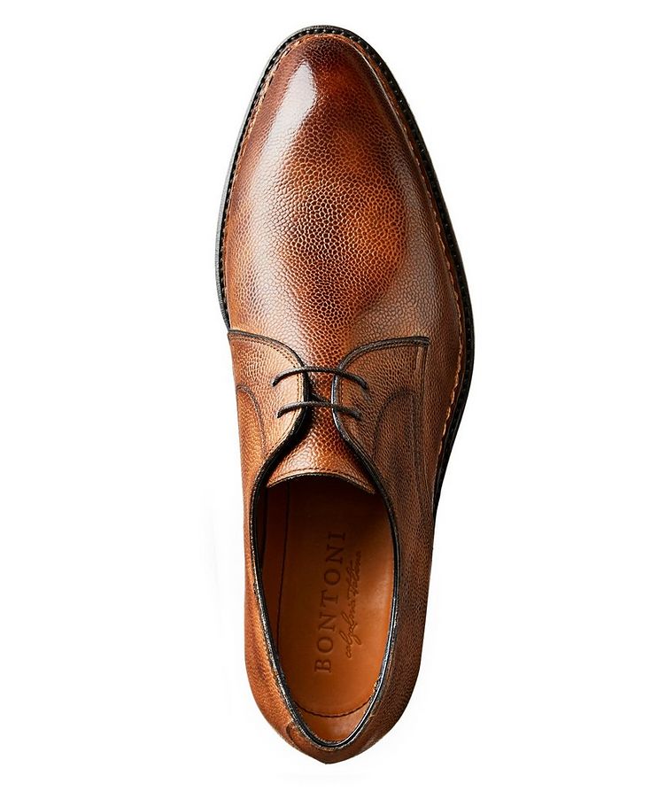 Chaussure lacée en cuir texturé image 1