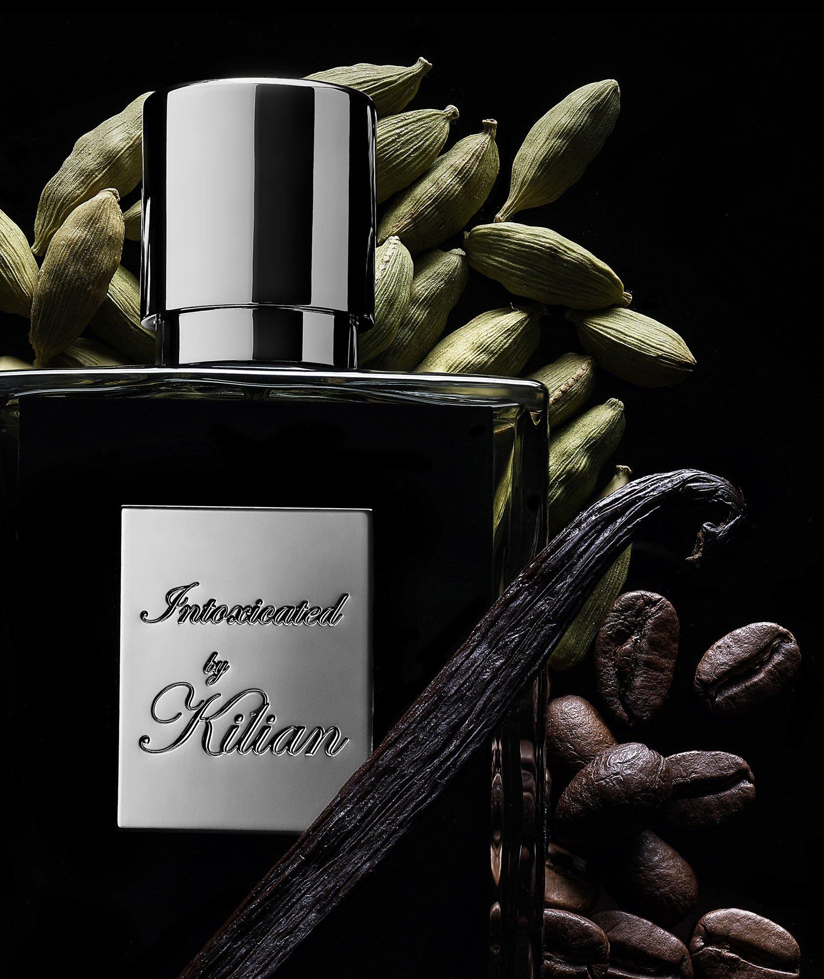Intoxicated Refillable Spray and Coffret image 1