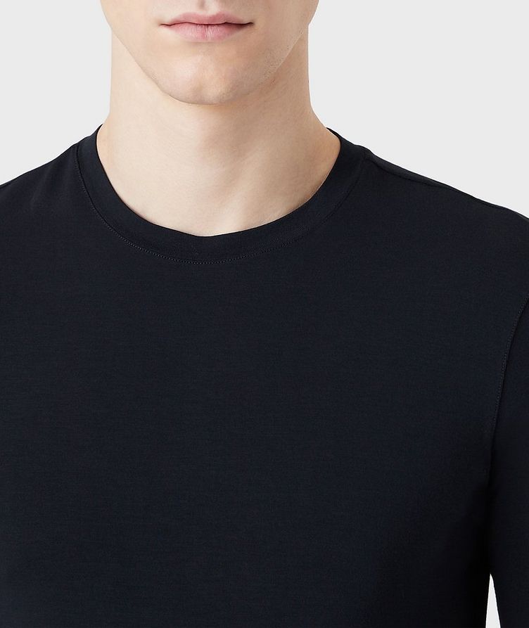 Long-Sleeve Stretch T-Shirt image 3